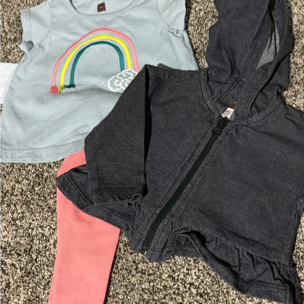 Tea- NWOT 3-6 month outfit